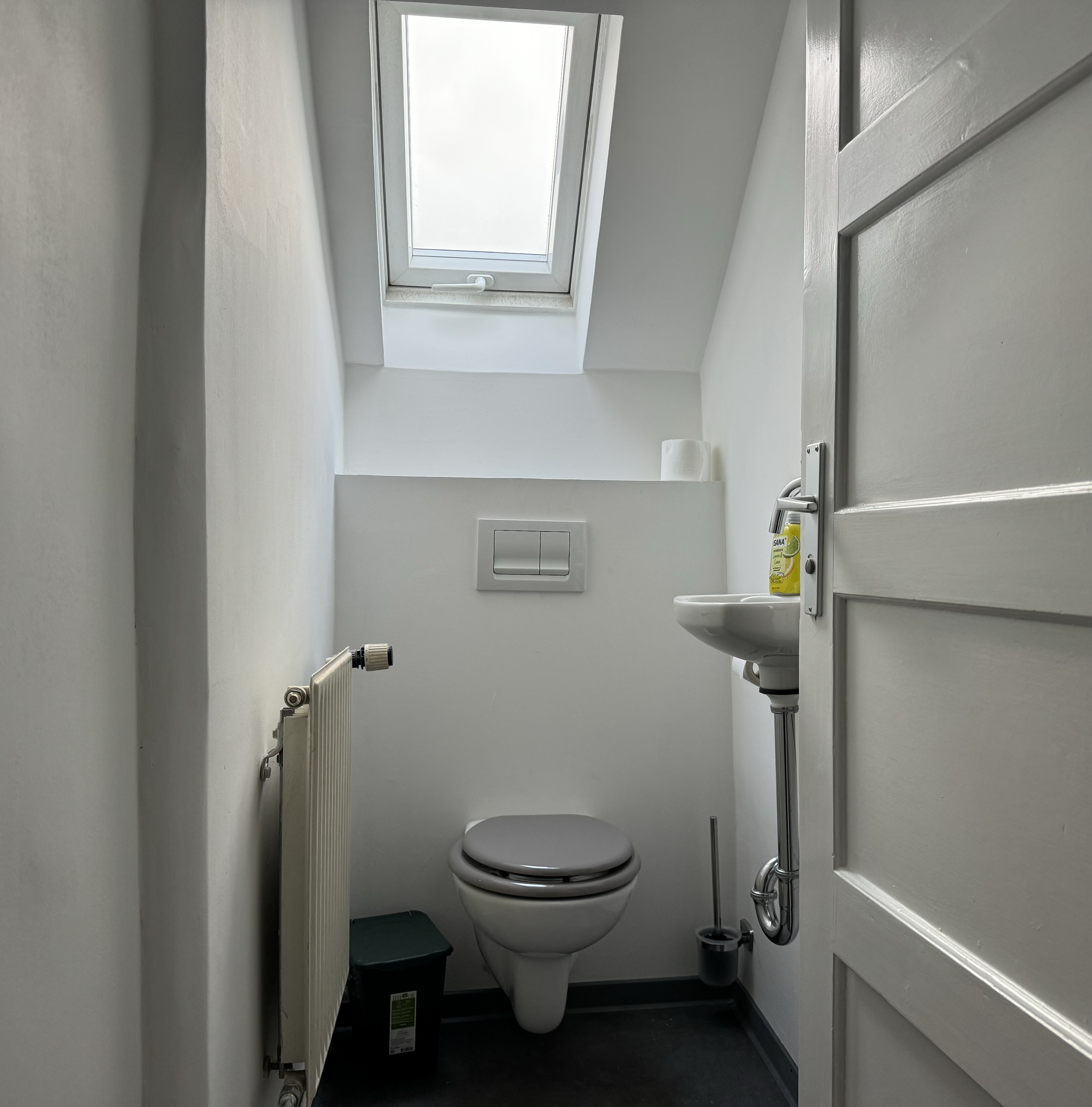 Monteurwohnung - Bettwäsche: Bettwäsche inklusive - Bayern - HoBl 19 Gemütliches einzelnes Monteurzimmer in Hof – Ideal für Ihren Arbeitsaufenthalt!