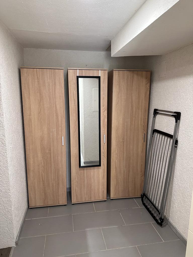 Monteurzimmer: Wald Nähe, bis zu 3 Pers. WLAN, Parkplatz, A7 10Min, A3, 13 Min