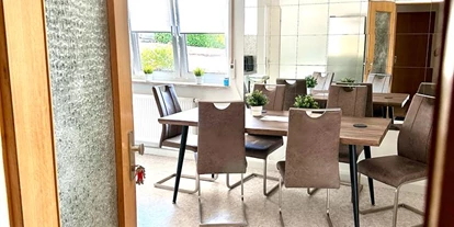Monteurwohnung - PLZ 97342 (Deutschland) - Ferienwohnung - malerischem Ausblick / max. 5 Pers. / Parkplatz / WLAN / A7 - 3 Min.