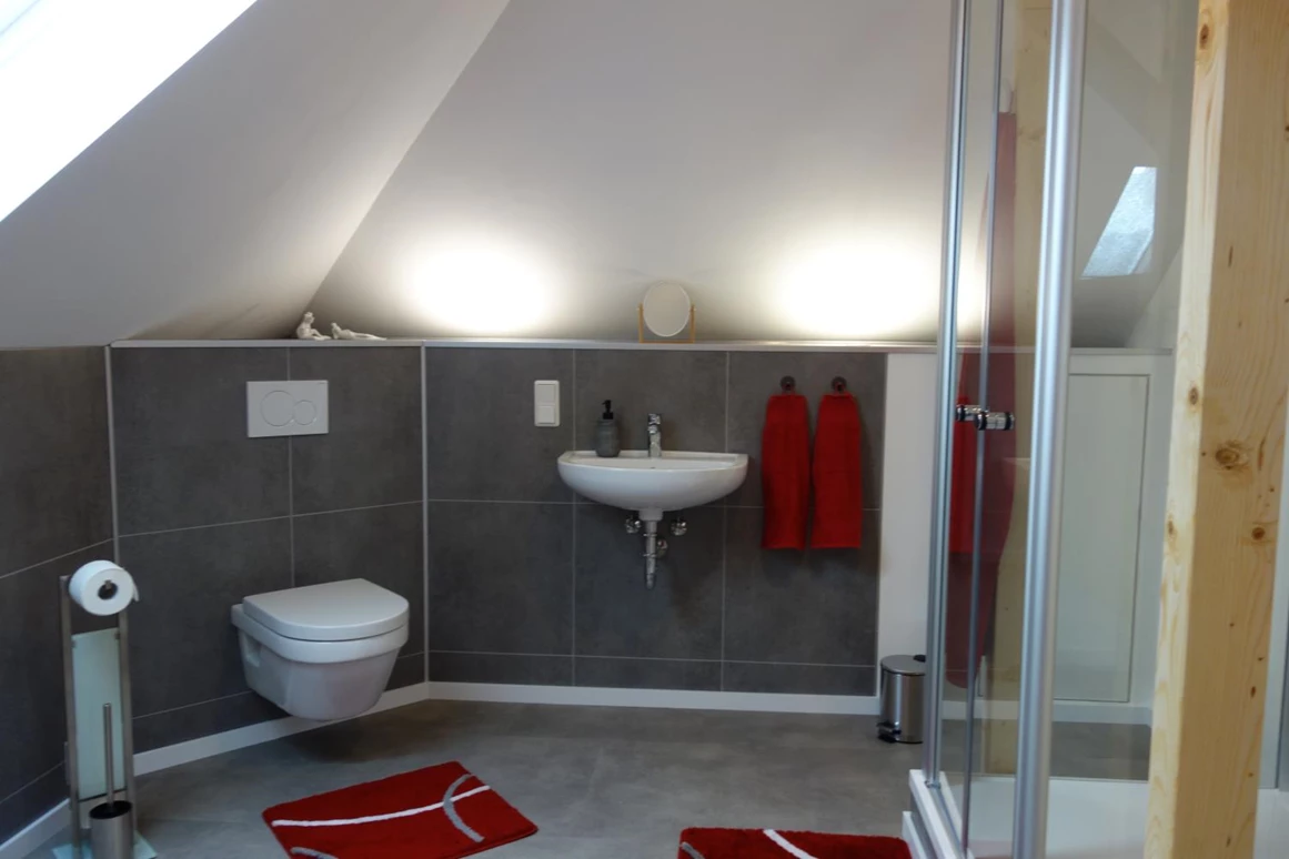 Monteurzimmer: Ferienwohnung Suite für Service Mitarbeiter, Monteure, komplett ausgestattet