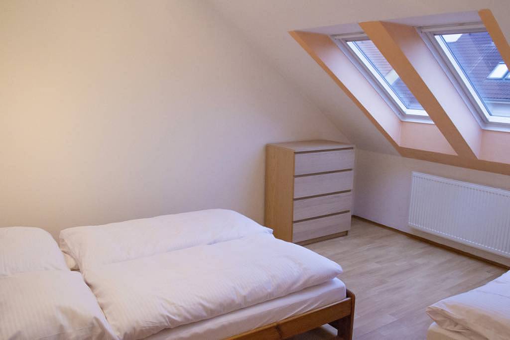 Monteurzimmer: Novy Saldorf