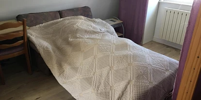 Monteurwohnung - Bettwäsche: Bettwäsche gegen Gebühr - Deutschland - OG Einzelbett plus Evtl eine Matratze  - Andrea Dittenberger