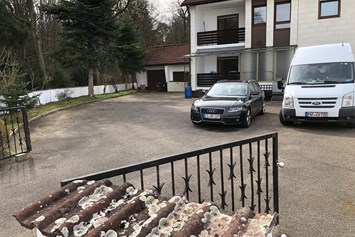 Monteurzimmer: Kostenlos Parkplatz  - Ivica Belec