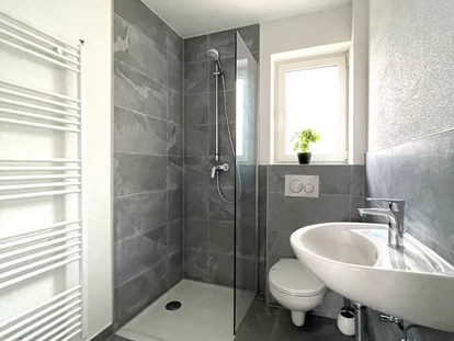 Monteurwohnung - PLZ 74080 (Deutschland) - Bad - MBM moderne Monteurzimmer Bretzfeld