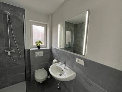 Monteurwohnung - PLZ 74080 (Deutschland) - Bad - MBM moderne Monteurzimmer Bretzfeld
