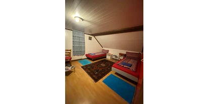 Monteurwohnung - Kühlschrank - Schwyz - Zimmer  - Sonderbar Doppelzimmer 1