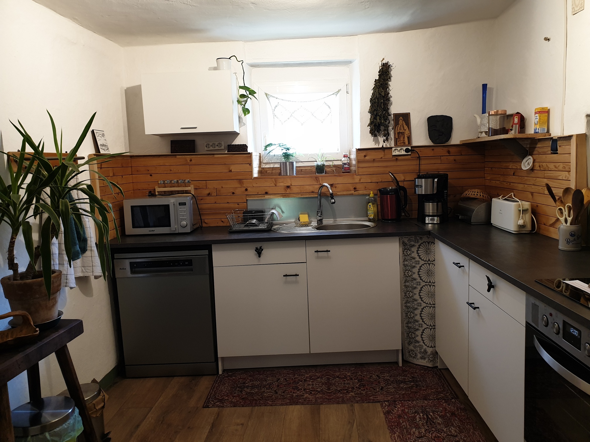 Monteurwohnung - Gerolzhofen - Küche - Unser Obervolkacher Ferienhaus - Monteurwohnung