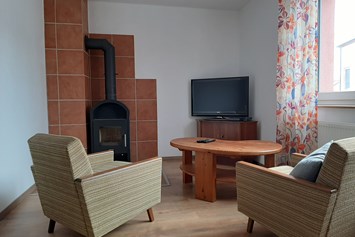 Monteurwohnung: Wohnzimmer - Monteurwohnung in Greußenheim