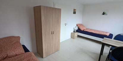 Monteurwohnung - Kaffeemaschine - Meppen - Doppelzimmer Obergeschoss  - Monteurunterkunft Lingen-Brögbern