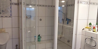 Monteurwohnung - Bettwäsche: Bettwäsche gegen Gebühr - Deutschland - Dusche - Monteurwohnung Höxter