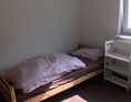 Monteurzimmer: Zweibett Schlafzimmer - simone Carlson