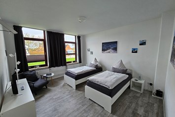 Monteurzimmer: Erdgeschoßwohnung
Zimmer 6 - Monteurzimmer Ferienwohnung Kiel-Meimersdorf