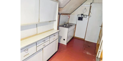Monteurwohnung - Kaffeemaschine - Schleswig-Holstein - Küche im DG - Lollfuß