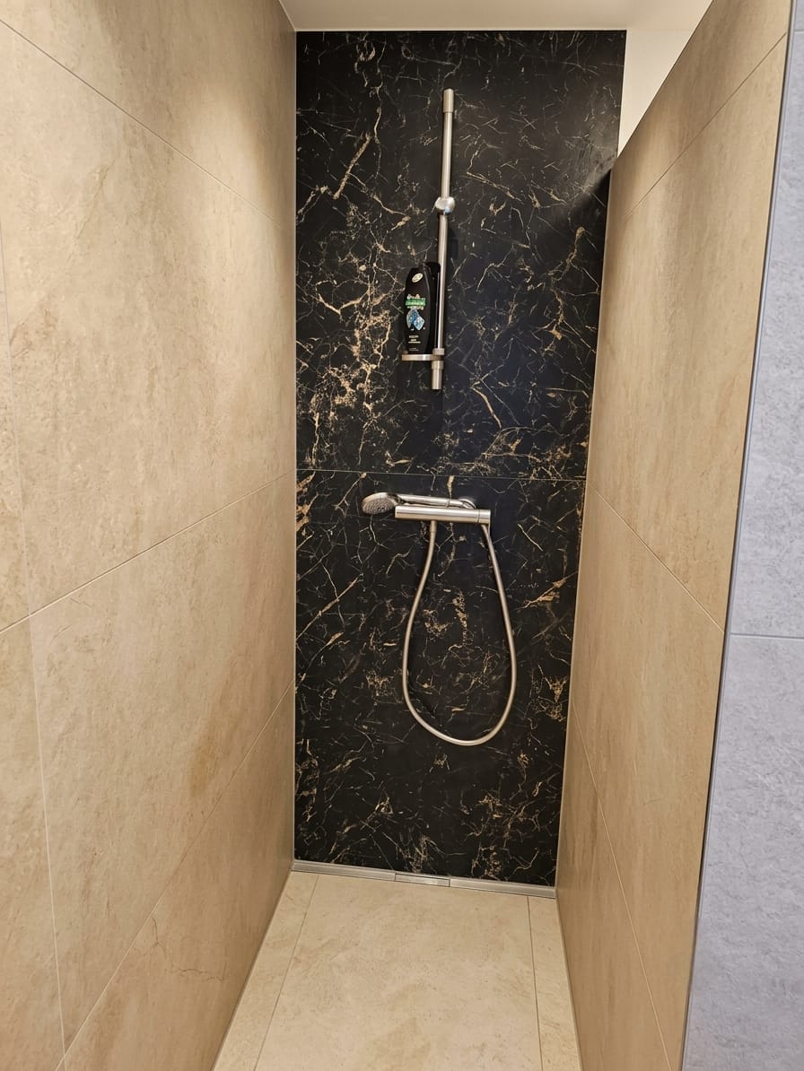 Monteurwohnung - PLZ 73447 (Deutschland) - Dusche - Ferienwohnung Biehlmaier