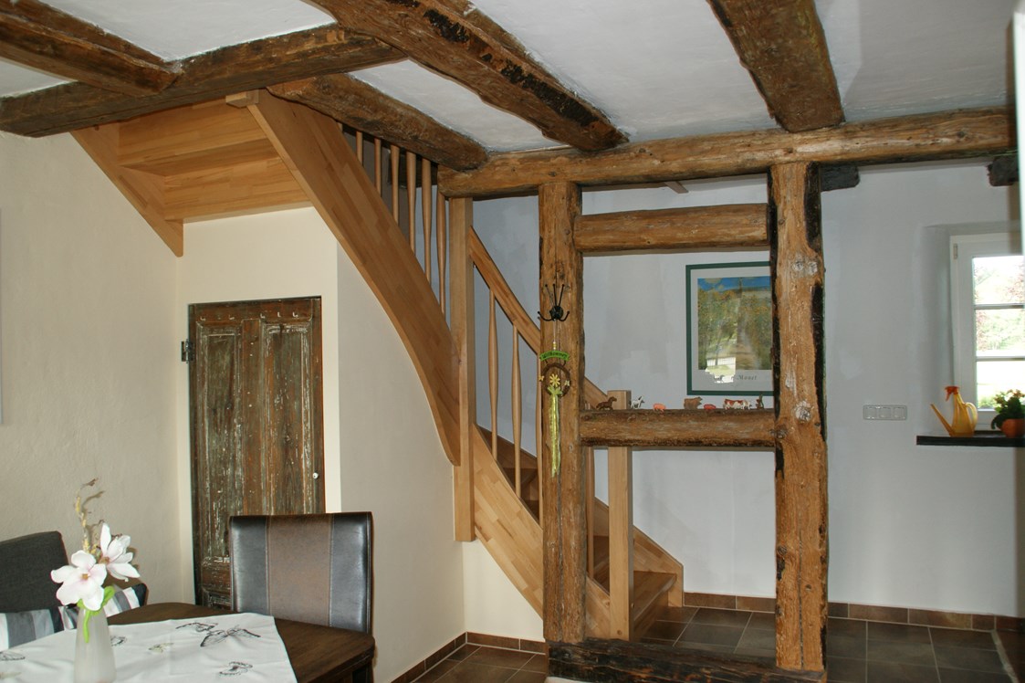 Monteurzimmer: Treppe zum Schlafbereich - Ferienwohnung Bauernhaus