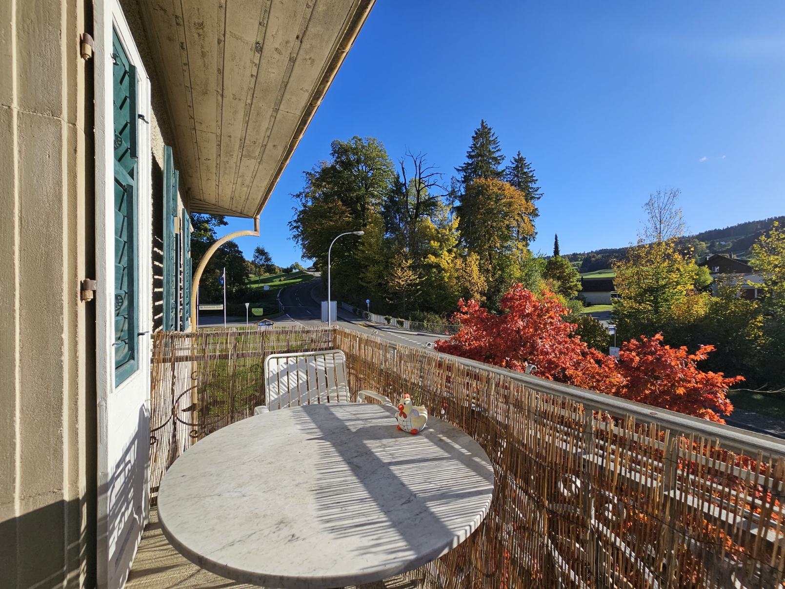 Monteurzimmer: Blick vom Balkon - Ihr Quartier - im südlichen Aargau, mitten in der Schweiz