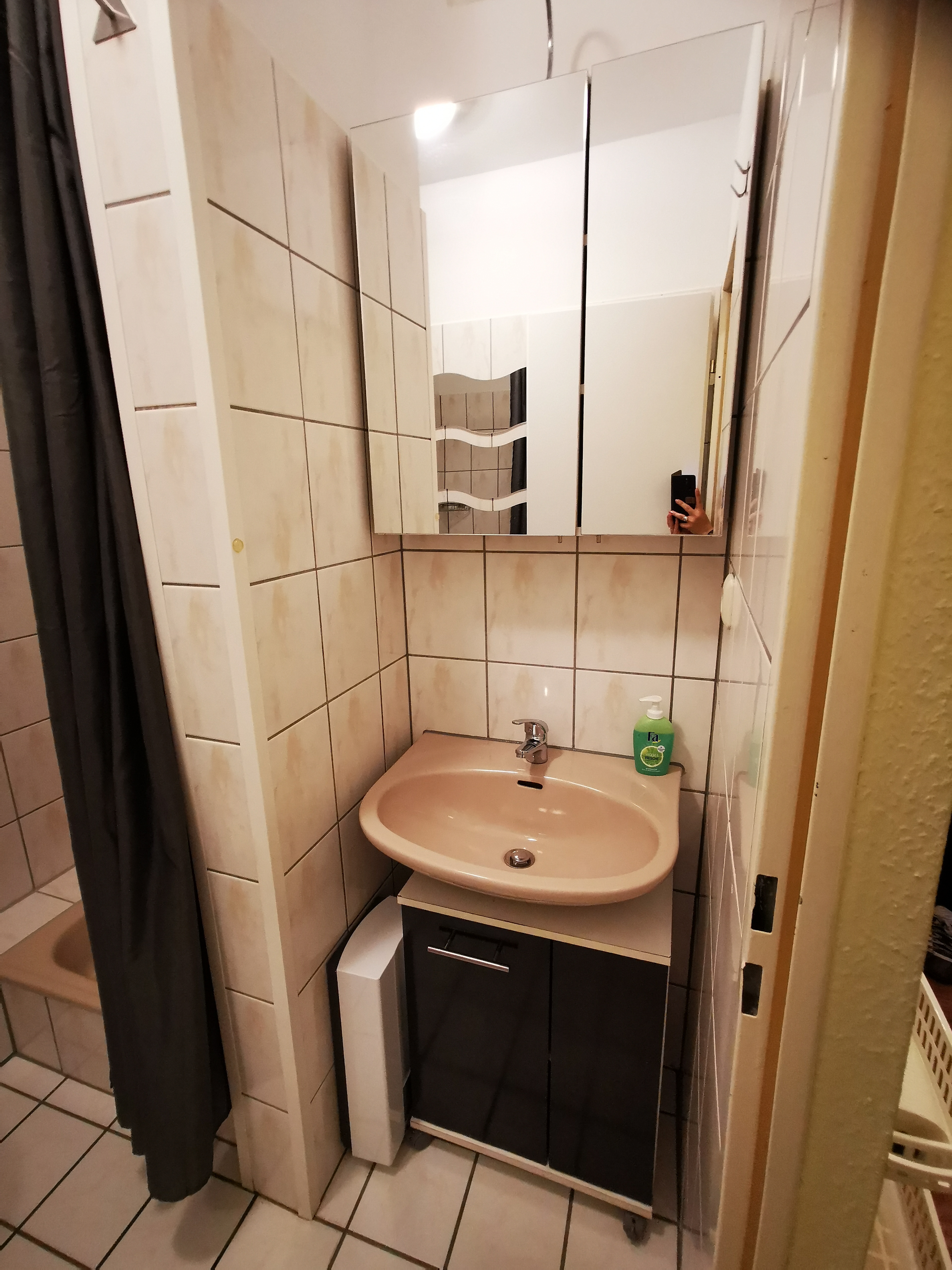 Monteurwohnung - Zimmertyp: Doppelzimmer - Alsdorf (Städteregion Aachen) - Bad Wohnung 1 - Spiridon Kentras