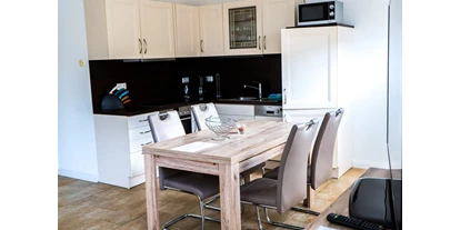 Monteurwohnung - Balkon - Deutschland - Moderne, voll ausgestattete Arbeiterunterkünfte auf Rügen