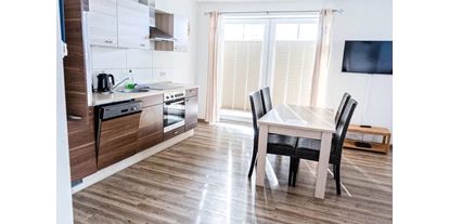 Monteurwohnung - Balkon - Deutschland - Moderne, voll ausgestattete Arbeiterunterkünfte auf Rügen