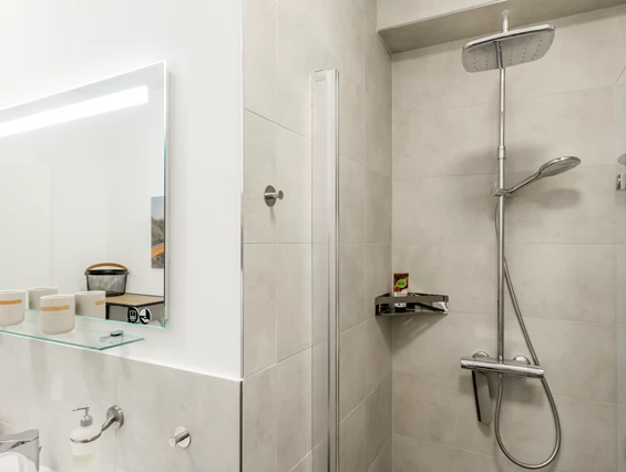 Monteurzimmer: Modern lovely central Apartment Darmstadt