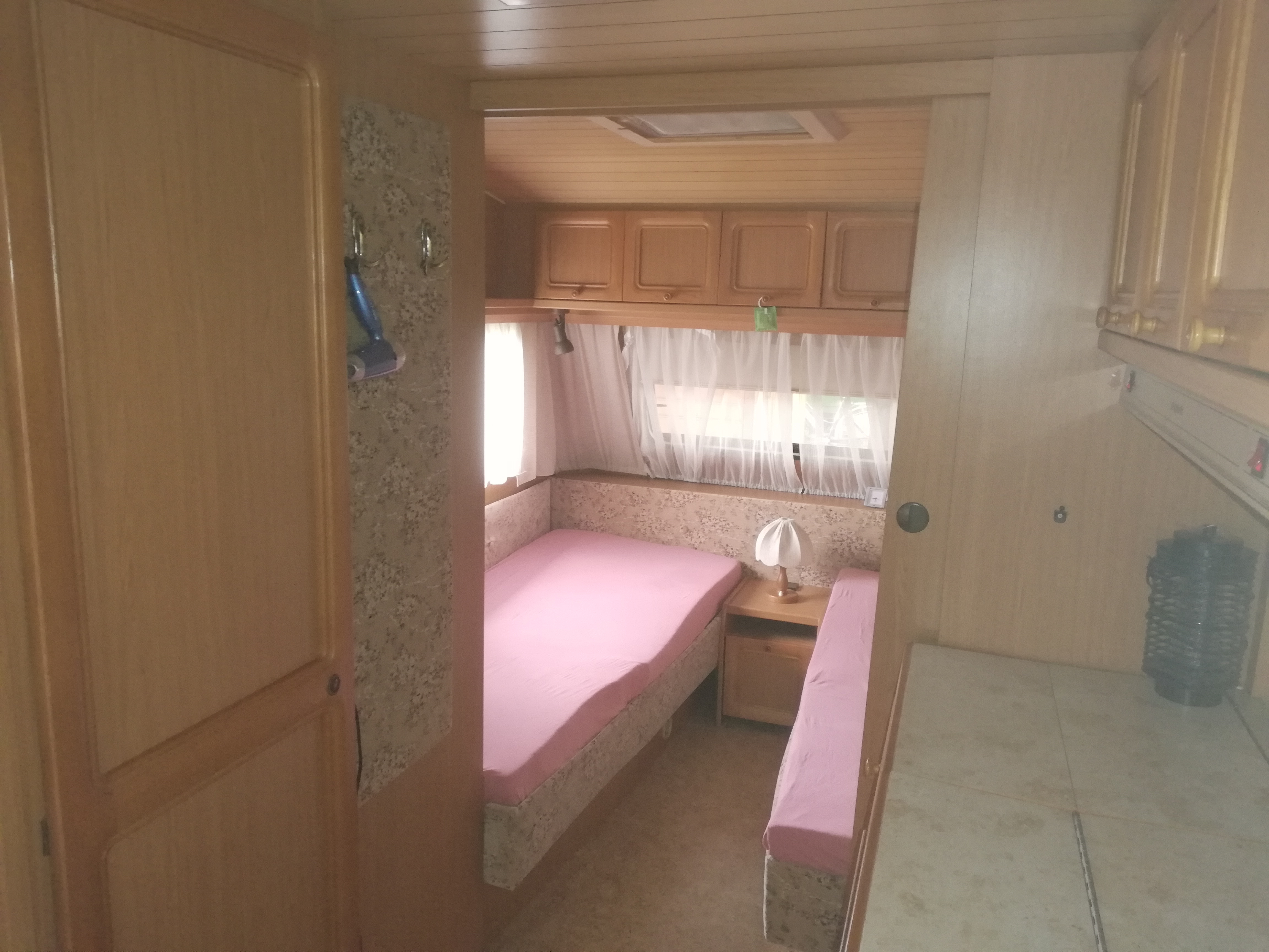 Monteurwohnung - PLZ 89435 (Deutschland) - von innen, Schlafbereich, 2 Einzelbetten - Goldberg-Camping Mörslingen UG (haftungsbeschränkt)