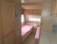 Monteurzimmer: von innen, Schlafbereich, 2 Einzelbetten - Goldberg-Camping Mörslingen UG (haftungsbeschränkt)