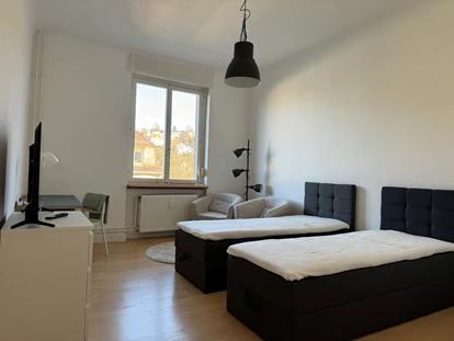 Monteurwohnung - PLZ 75433 (Deutschland) - Schlafzimmer - Quartiere auf Zeit