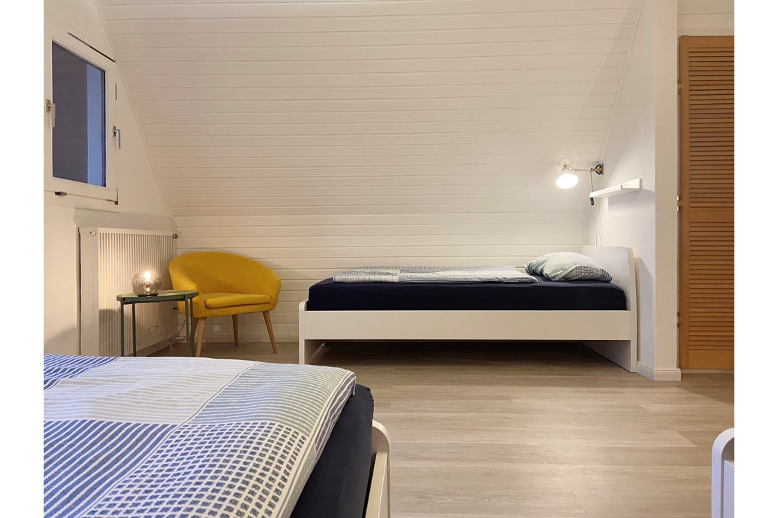 Monteurzimmer: Große Schlafzimmer mit viel Platz und Komfort im Hamburger Speckgürtel - Nordhaus A7 bei Hamburg