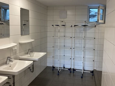 Monteurzimmer: Gemeinschaftsdusche  - PW-Vermietung
