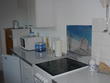 Monteurzimmer: Küche mit Essplatz - Haus am Wiesenrand