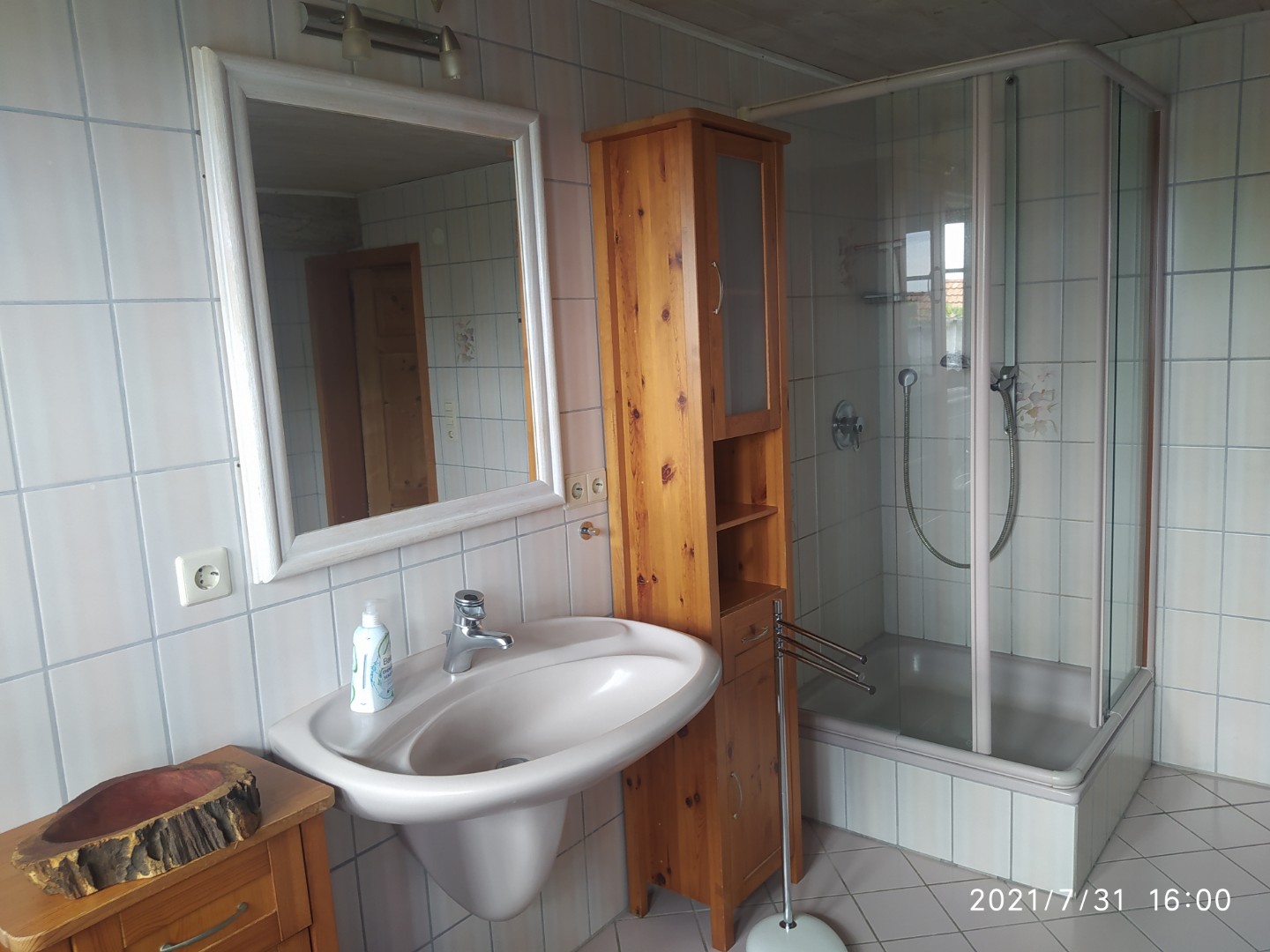 Monteurwohnung - Rheinfelden (Landkreis Lörrach) - Badezimmer Dusche  - Rolf Diesslin