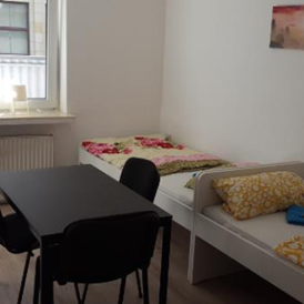 Monteurzimmer: Zentrales Apartment für 3 Personen