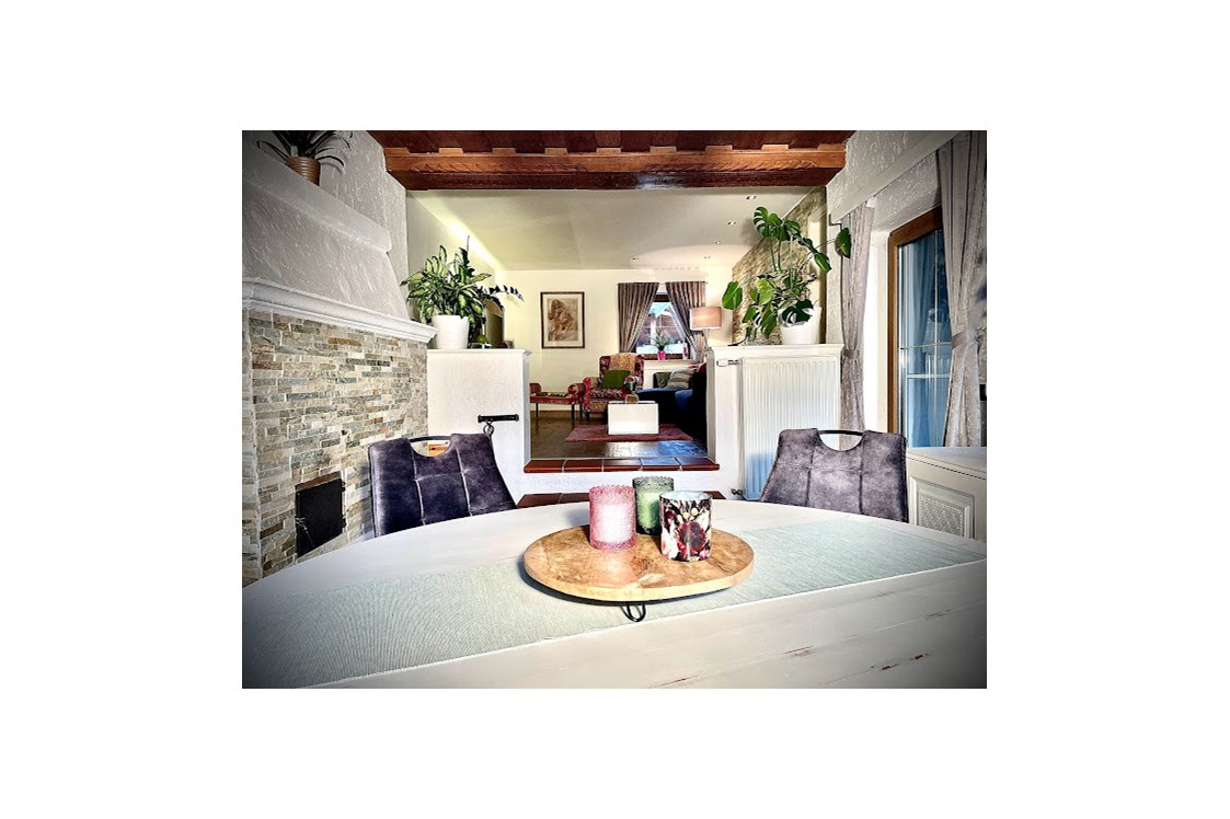 Monteurzimmer: Essbereich - Fühl dich wie Zuhause! Ferienwohnung Luca