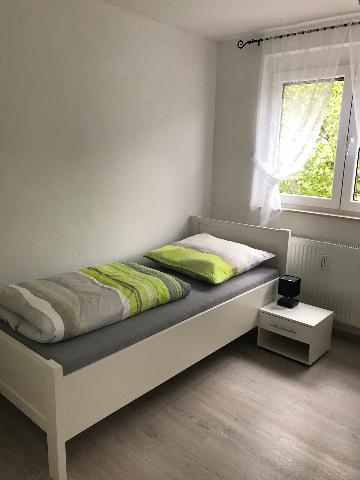 Monteurzimmer: Goldstadt 