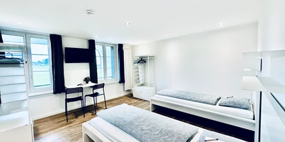 Monteurwohnung - Küche: Küchenmitbenutzung - Schweiz - Zweibettzimmer - Möblierte Einzel- Zweibettzimmer Bäriswil
