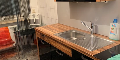 Monteurwohnung - Parkplatz: eigener Parkplatz vorhanden - Österreich - Arbeiterquartier