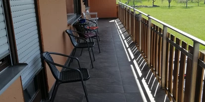 Monteurwohnung - Krautheim (Hohenlohekreis) - großer Balkon mit schöner Aussicht - Gästehaus Lori