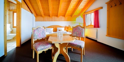 Monteurwohnung - Zimmertyp: Mehrbettzimmer - Schweiz - Hotel Postigliun