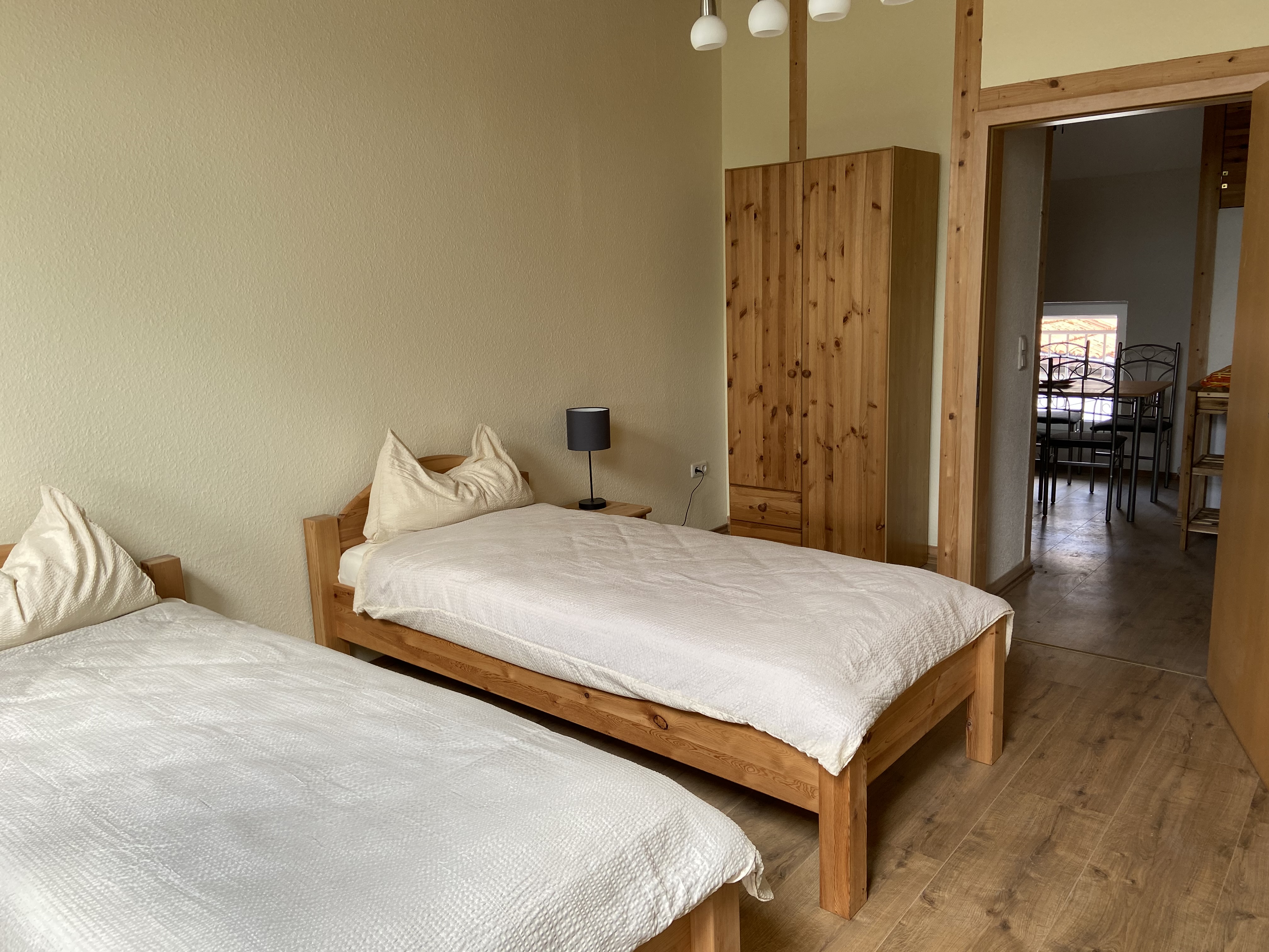 Monteurwohnung - Bettwäsche: Bettwäsche inklusive - Pfalz - Doppelzimmer - Gästehaus Rödersheim