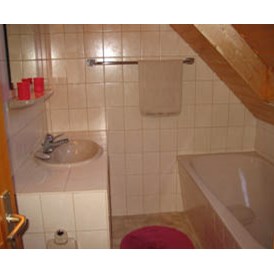 Monteurzimmer: Bad des zubuchbaren Doppelzimmers - Haus Frommherz