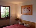Monteurzimmer: Gemütliche 2-Zimmer-Einliegerwohnung mit großer Terrasse