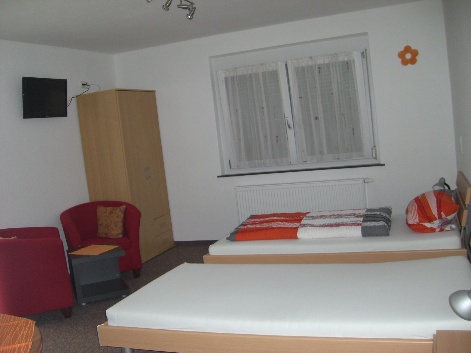 Monteurzimmer: Ferienwohnung Mühlengarten