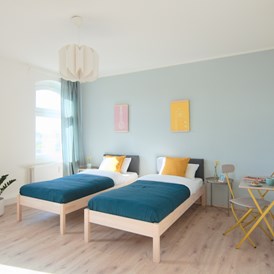 Monteurzimmer: Modern eingerichtetes Schlafzimmer im Zentrum von Magdeburg - HomeRent in Magdeburg