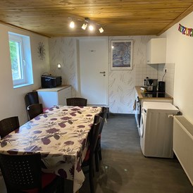 Monteurzimmer: Gemeinschaftsraum mit Küche - Gästezimmer  auf dem Pony und Reiterhof Mai 