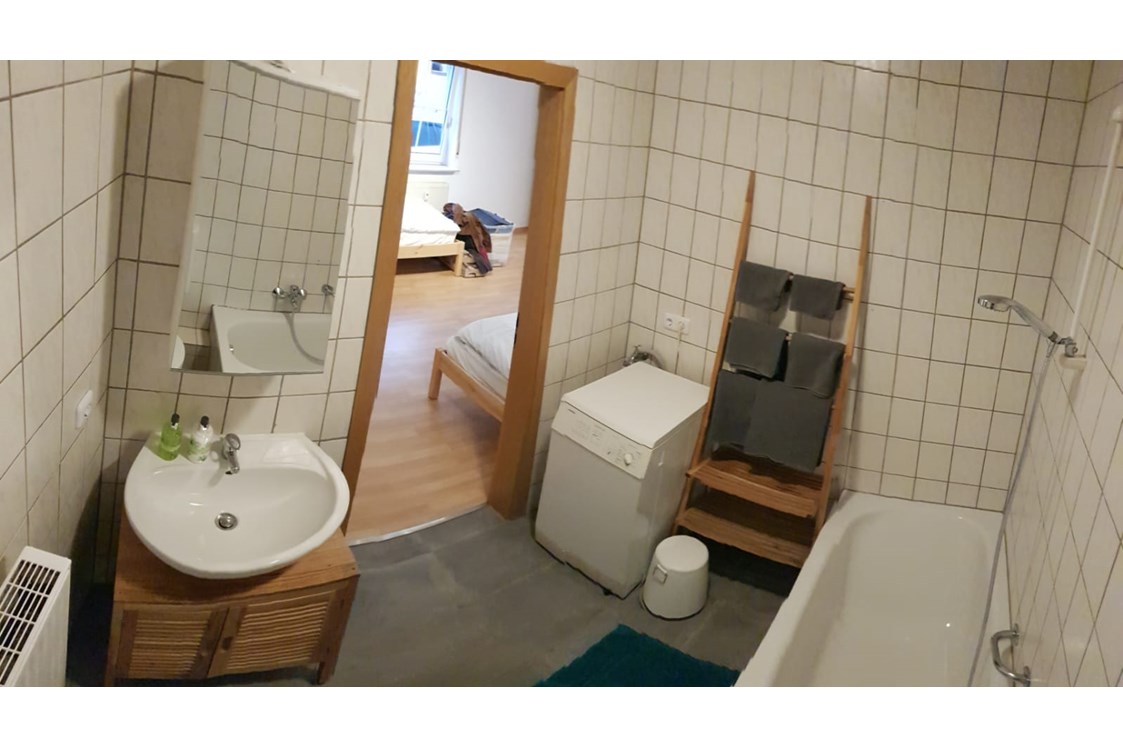 Monteurzimmer: Badezimmer - Appartement Ludwigshafen-Maudach 