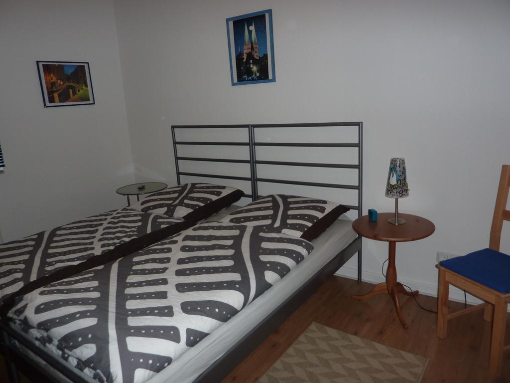 Monteurwohnung - Zimmertyp: Mehrbettzimmer - Niederrhein - Duisburg - Günstige Monteurzimmer /Monteurwohnung Gästezimmer