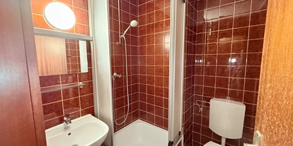 Monteurwohnung - PLZ 63877 (Deutschland) - Basic-Comfort Dreibettzimmer - Volkersbrunn