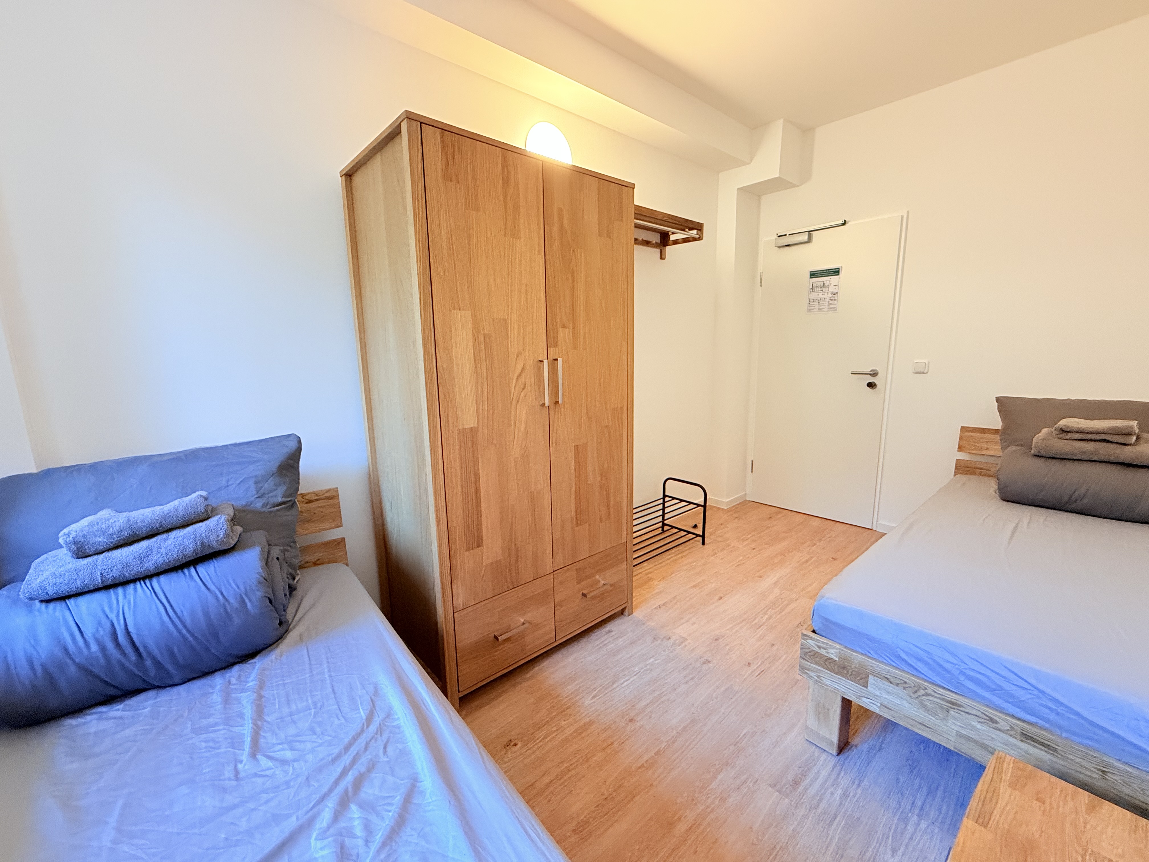 Monteurzimmer: Standard-Comfort Zweibettzimmer - Volkersbrunn