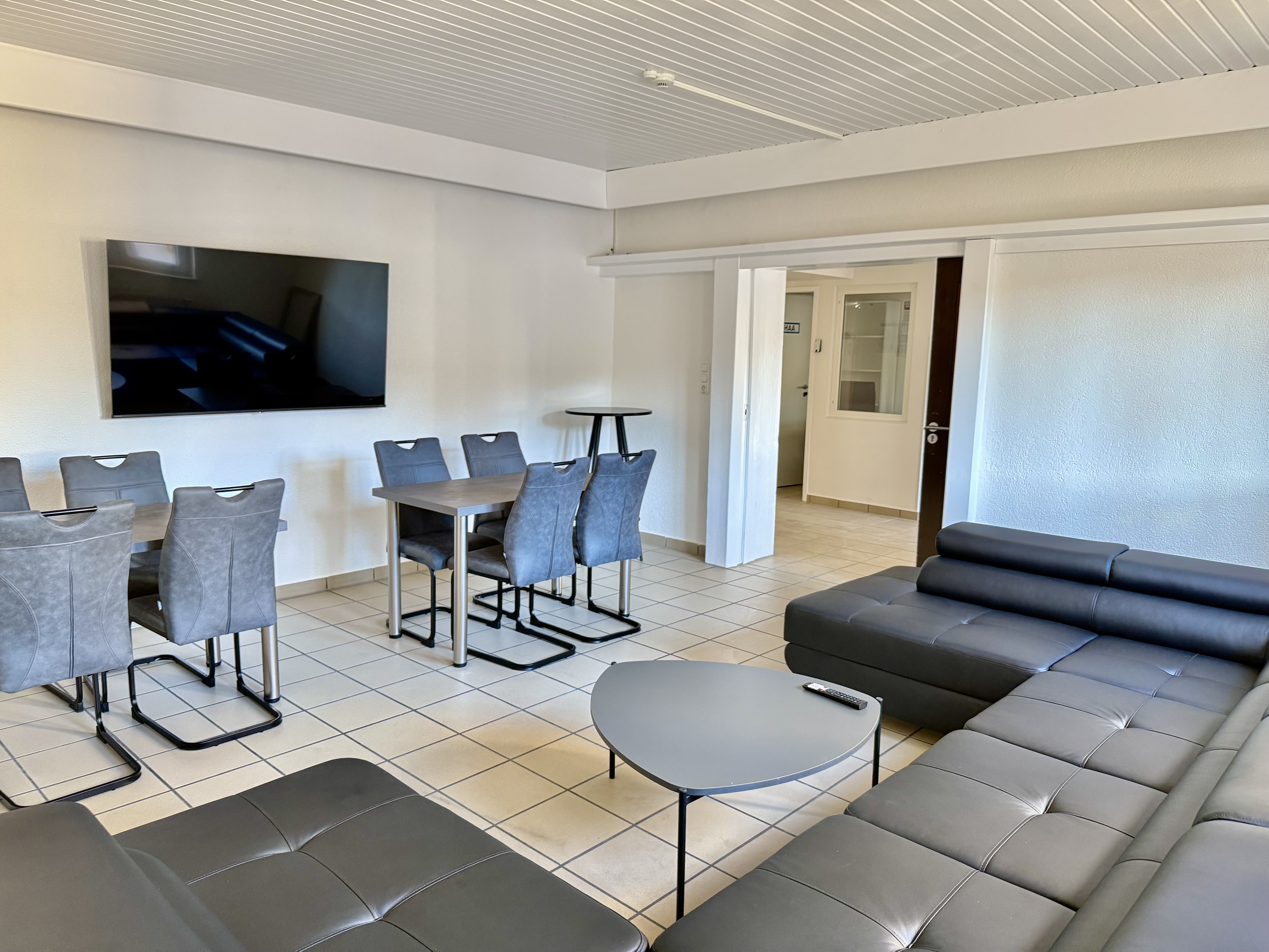 Monteurzimmer: Aufenthaltsraum - Volkersbrunn