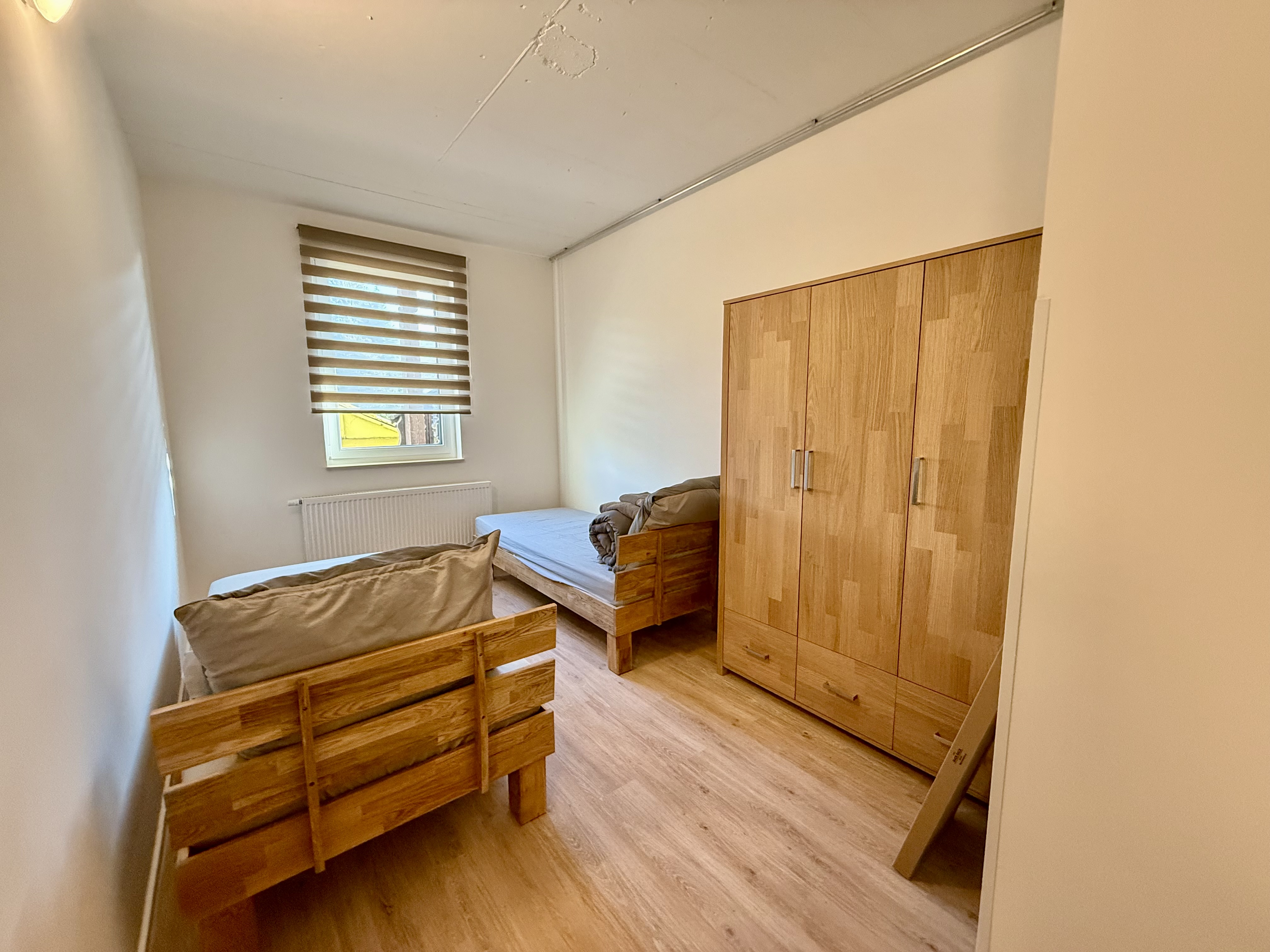 Monteurzimmer: Standard-Comfort Dreibettzimmer - Volkersbrunn